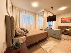 Flat Completo c Piscina e Garagem