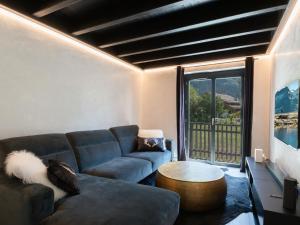 Demi-chalet familial à Chamonix - 8 pers, parking, WiFi - FR-1-343-227