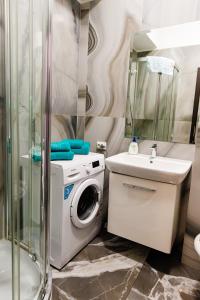 Studios Palas by GLAM Center Area and Mall