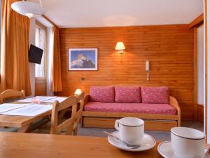 Studio confortable 2 étoiles, ski aux pieds, pour 4 personnes - FR-1-181-2781