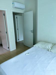 VISTA MAR INDESCRITÍVEL em APTO 3 SUÍTES - ITAPEMA - SC