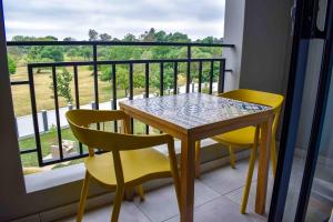Golfview retreat with braai and picnic area near ORT Airport