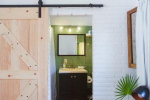 Downtown Casa Conchita Guest Suites