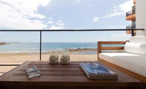 Extra Luxurious Apartment on the Beachfront.