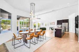 Your Relaxing Getaway Private Villa with Pool & Spa