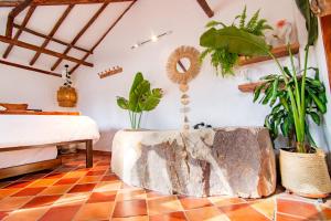 Exclusiva cabaña con tina en piedra, fogata y cine