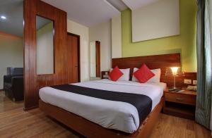 Collection O Sri Sai Palace