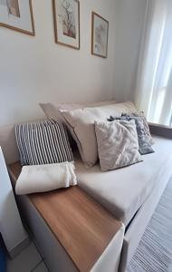 1107 Ponte Laguna, Pq Burle Marx, Apto 1 dorm e Varanda