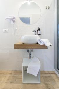 Greco Rooms