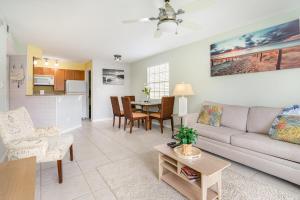 Tranquil Pond Oasis - Coastal2