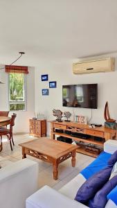 Refúgio em Búzios: Piscina, Sauna e Conforto