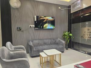 Hotel Crystal Sarovar