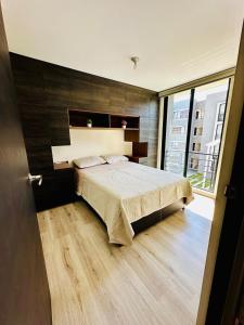 Modern apartment with pool near VW-Finsa