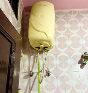 Hotel Ganges Near By Railway And Bus Station