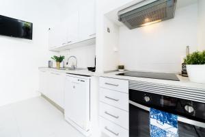 Peaceful 2-bedroom House with Garden at the heart of Benfica