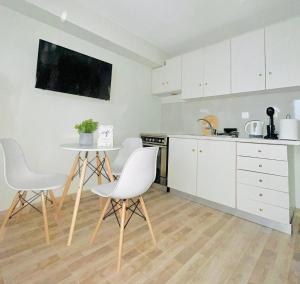 Thess City Nest
