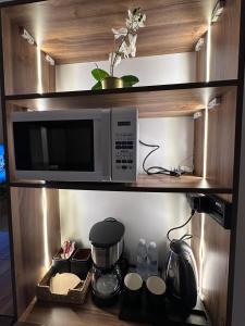 استديو فاخر خلف الياسمين مول