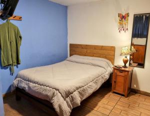 Habitación con baño privado acceso a cocina y terraza en Miraflores