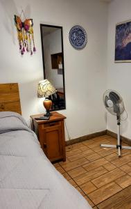 Habitación con baño privado acceso a cocina y terraza en Miraflores