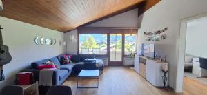 Ski Season - 3 Bedroom Apartment - Stunning View - Lenk