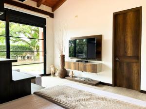 exclusive villa - private pool, luxury and comfort