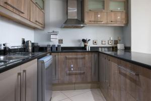 Gorgeous Three Bedroom 501 Sea Facing Gem