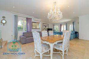 Gorgeous Villa Islandia private pool