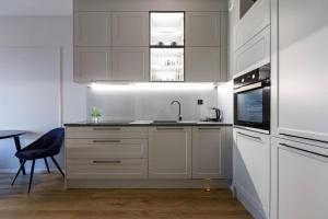 Chic Apartments - Cozy and Stylish - City Center - JP19