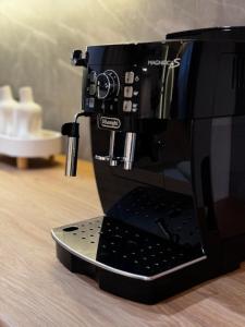 Family & Business Apartments PREMIUM No1 - 1 Bedroom with Private Jacuzzi, Balcony, Parking