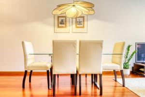 Alziras Place, a Home in Madeira