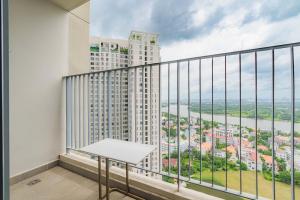 Breeze Corner Masteri Thao Dien Apartment Riverside