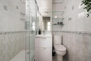 Mokotów Skyline Panorama Apartment by BookingHost