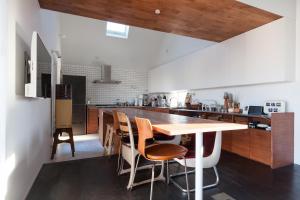 Shimokitazawa Sanctuary , Spacious Stay for Families & Romantic Getaways