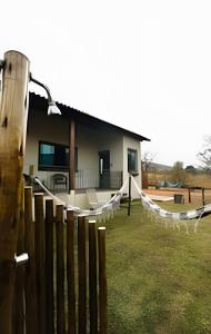 Chalé Citrino Conforto vista para Montanhas - no melhor da Lapinha da Serra