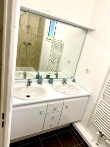 réf rog Chambre Privée dans une villa partagée