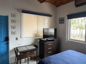 Le Petit Oasis a few steps from the Beach