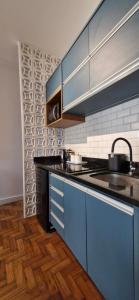 Apartamento estiloso a poucos passos da praia de Ipanema