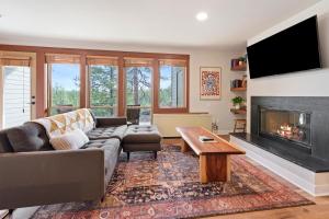 Seventh Mt 1417 home