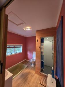 Lifestyle farm stay retreat near CBD