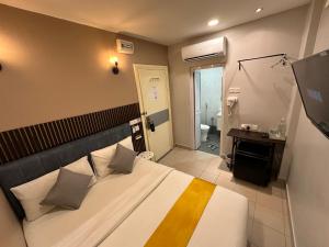 SS Grey Hotel BBKL