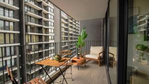 Chic Apartamento Ñuñoa, Parking y AC, hasta 4 personas