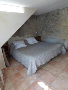 B&B / Chambres d'hotes Domaine Chanoine Rambert : Chambre Double