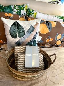 Osaka Japan Theme Greenbelt Glorieta Makati Big Unit Loft 50sqm Free Pool Gym Netflix