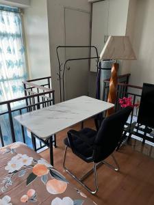 Osaka Japan Theme Greenbelt Glorieta Makati Big Unit Loft 50sqm Free Pool Gym Netflix