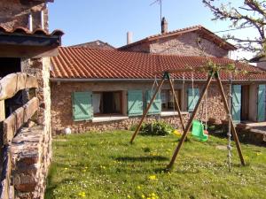 Gîte de campagne avec animaux acceptés près de Roanne - FR-1-496-376