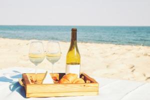 Sunny Private Oasis Stroll to Noosa Main Beach