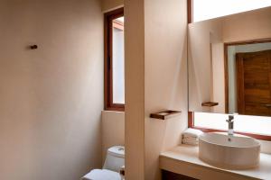 Luxe Ground-Floor 3BR Jungle Retreat with Plunge Pool