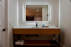 Highland Inn - San Bernardino