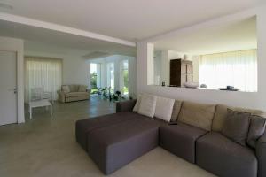 Modern Villa With Views Of Ortigia
