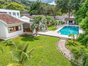 Villa Toscana Tamarindo- Elegant villa